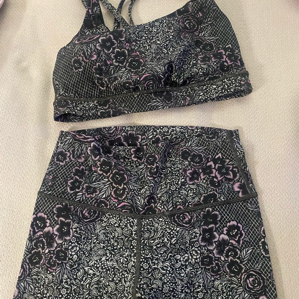 Lululemon floral print leggings with matching bra =) worn a few times. Like new